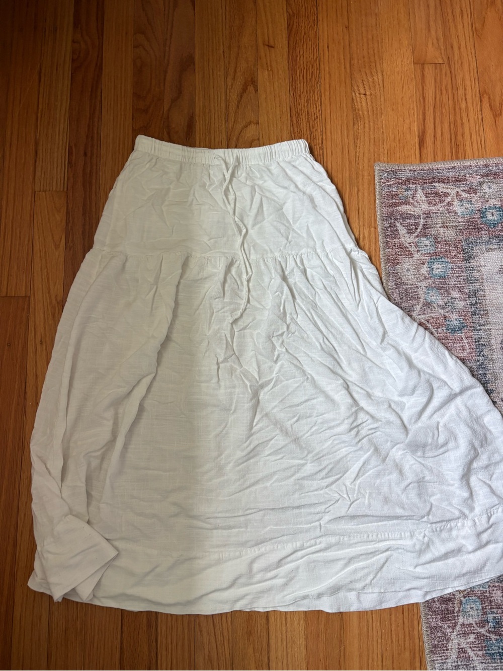 Flowy White Maxi Skirt with Elastic Waist